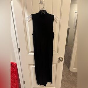 Wilfred Black Sleeveless Midi Dress